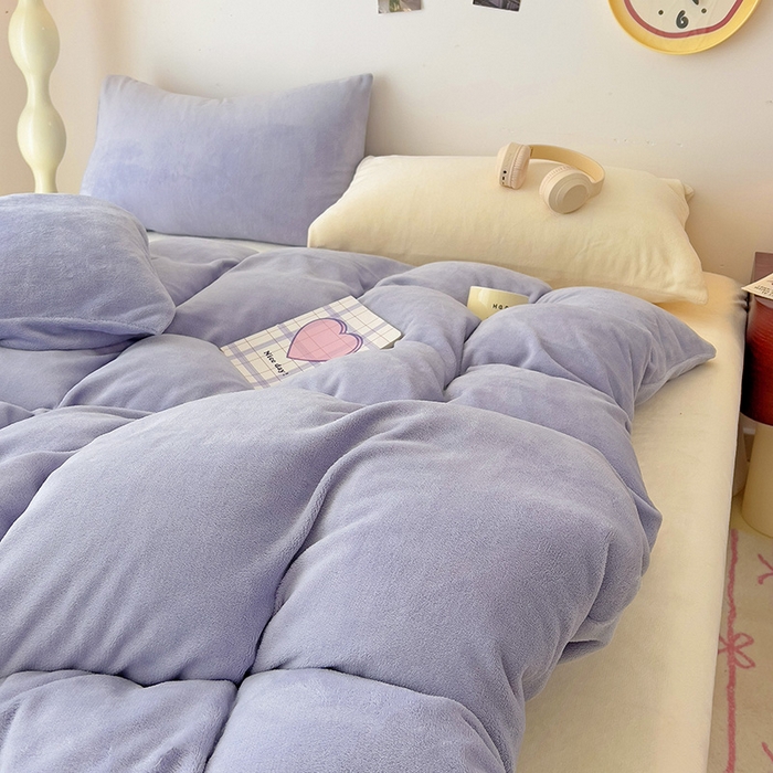 91家纺网 家纺一手货源 找家纺 （总）芷凡家纺 2025新款牛奶绒加厚纯色条纹格子被套