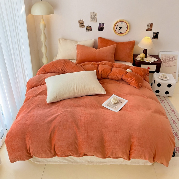 91家纺网 家纺一手货源 找家纺 芷凡家纺 2025新款牛奶绒加厚纯色条纹格子被套 牛奶绒被套-焦糖