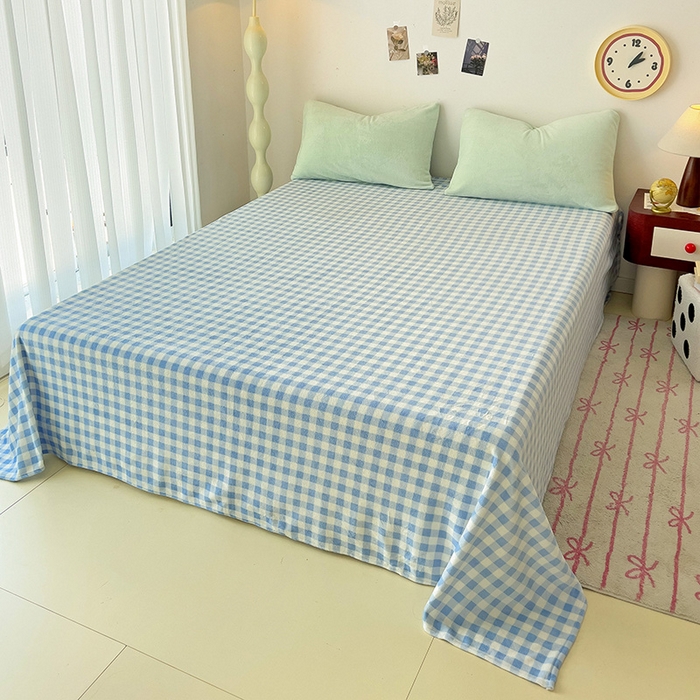 91家纺网 家纺一手货源 找家纺 芷凡家纺 2025新款牛奶绒加厚纯色条纹格子被套 牛奶绒被套-嫩绿