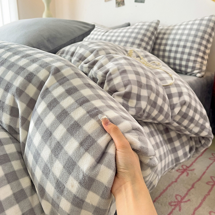 芷凡家纺 2025新款牛奶绒加厚纯色条纹格子被套 牛奶绒被套-灰格