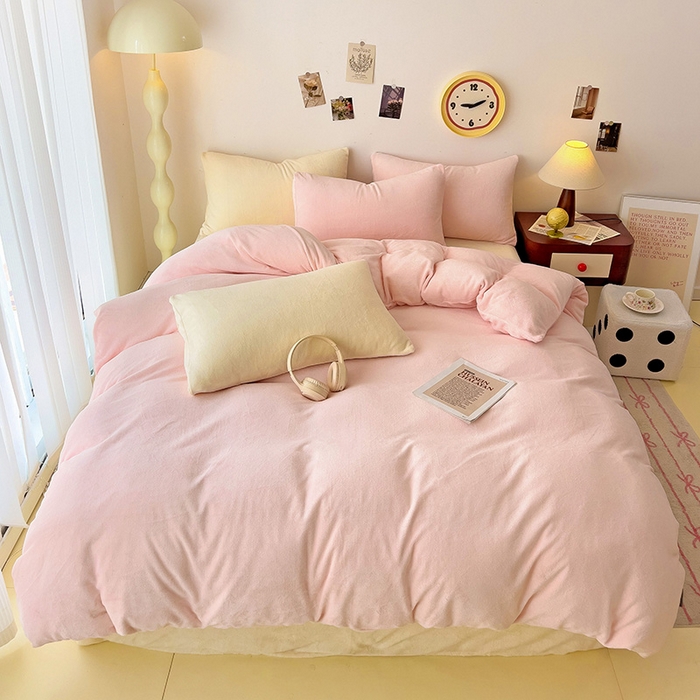 91家纺网 家纺一手货源 找家纺 芷凡家纺 2025新款牛奶绒加厚纯色条纹格子被套 牛奶绒被套-嫩粉