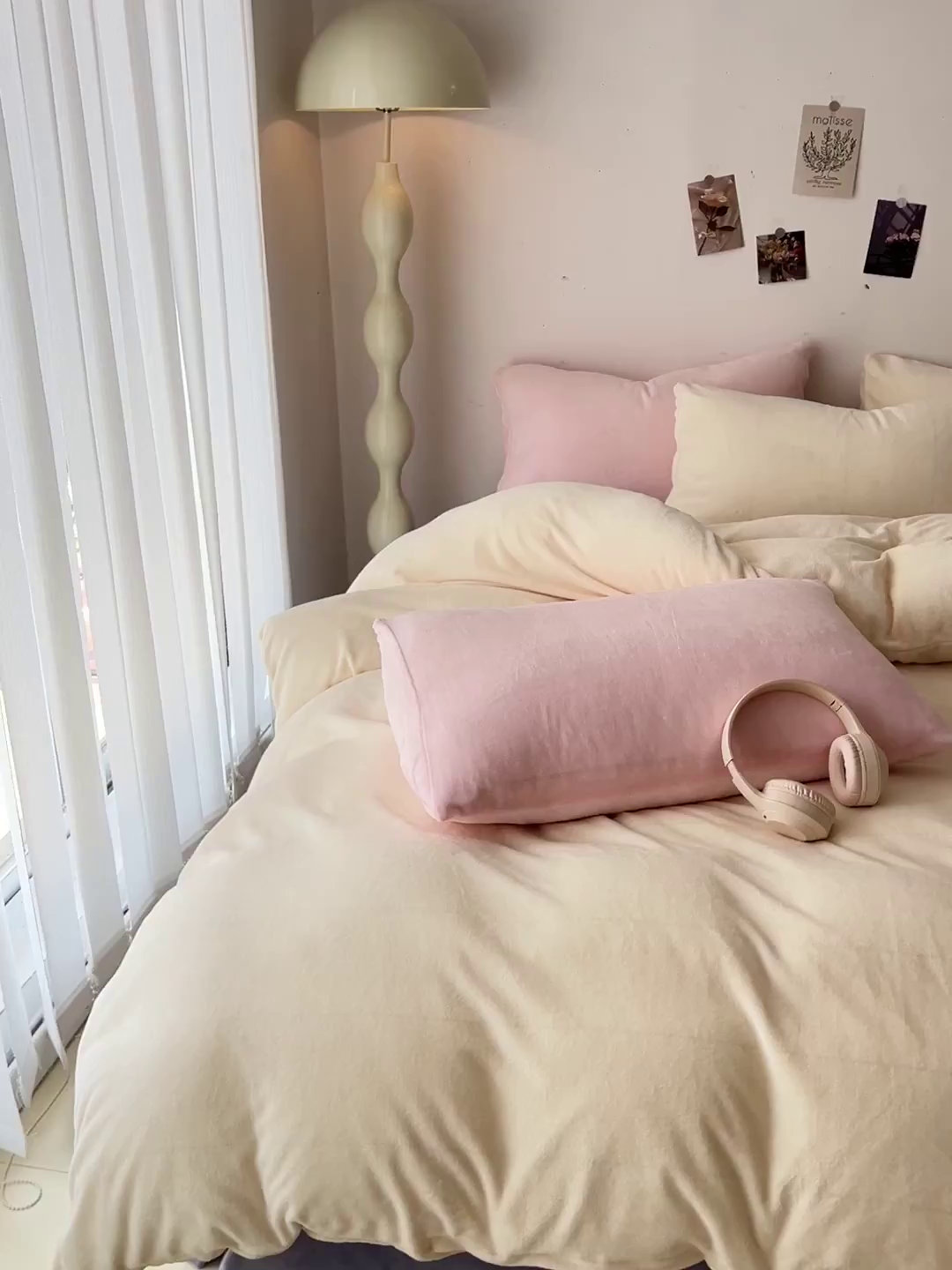 91家纺网 家纺一手货源 找家纺 芷凡家纺 2025新款牛奶绒加厚纯色条纹格子被套 牛奶绒被套-奶黄