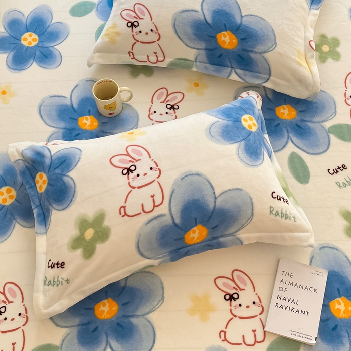 91家纺网 家纺一手货源 找家纺 寻米 2025新款高克重加厚保暖牛奶绒床笠-大床图 绵意小兔