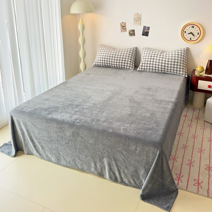 91家纺网 家纺一手货源 找家纺 芷凡家纺 2025新款牛奶绒加厚纯色条纹格子被套 牛奶绒被套-灰格