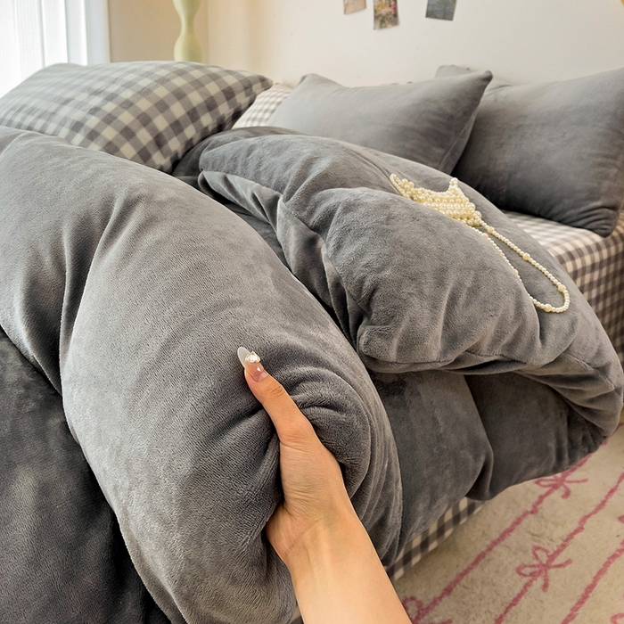 芷凡家纺 2025新款牛奶绒加厚纯色条纹格子被套 牛奶绒被套-中灰