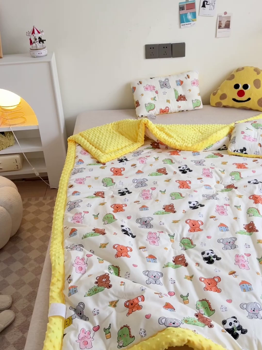 91家纺网 家纺一手货源 找家纺 十九色 2025秋冬新款全棉豆豆被春秋被被子被芯 考拉