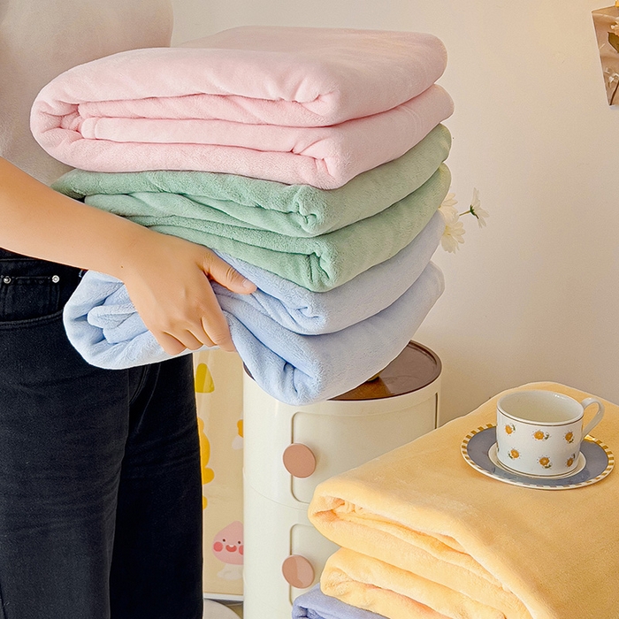 91家纺网 家纺一手货源 找家纺 芷凡家纺 2025新款牛奶绒加厚纯色条纹格子被套 组合图