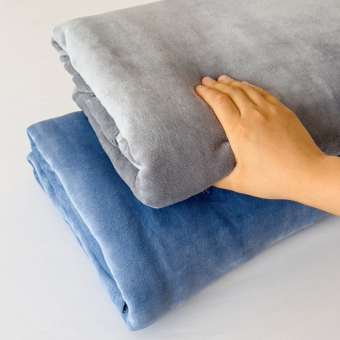 91家纺网 家纺一手货源 找家纺 芷凡家纺 2025新款牛奶绒加厚纯色条纹格子被套 组合图