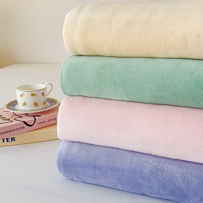 91家纺网 家纺一手货源 找家纺 芷凡家纺 2025新款牛奶绒加厚纯色条纹格子被套 组合图