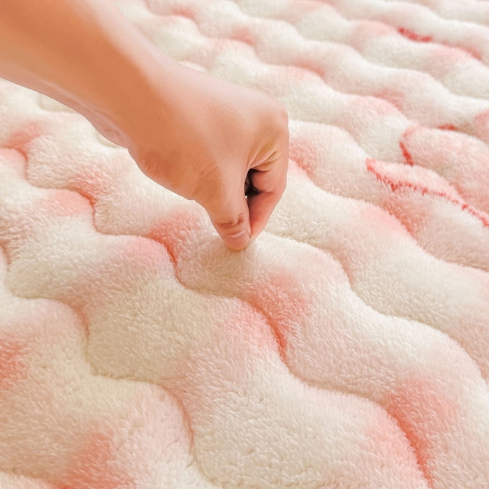 91家纺网 家纺一手货源 找家纺 LIFE.丽芙 2025秋冬新款北极绒加厚夹棉床垫床护垫单件牛奶绒床褥床垫子三件套 意趣-粉