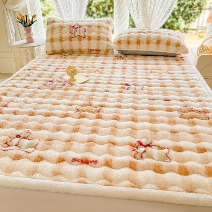 91家纺网 家纺一手货源 找家纺 LIFE.丽芙 2025秋冬新款北极绒加厚夹棉床垫床护垫单件牛奶绒床褥床垫子三件套 意趣-咖