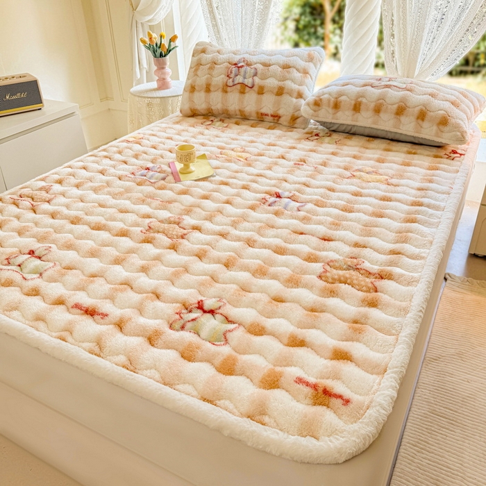 91家纺网 家纺一手货源 找家纺 LIFE.丽芙 2025秋冬新款北极绒加厚夹棉床垫床护垫单件牛奶绒床褥床垫子三件套 意趣-咖