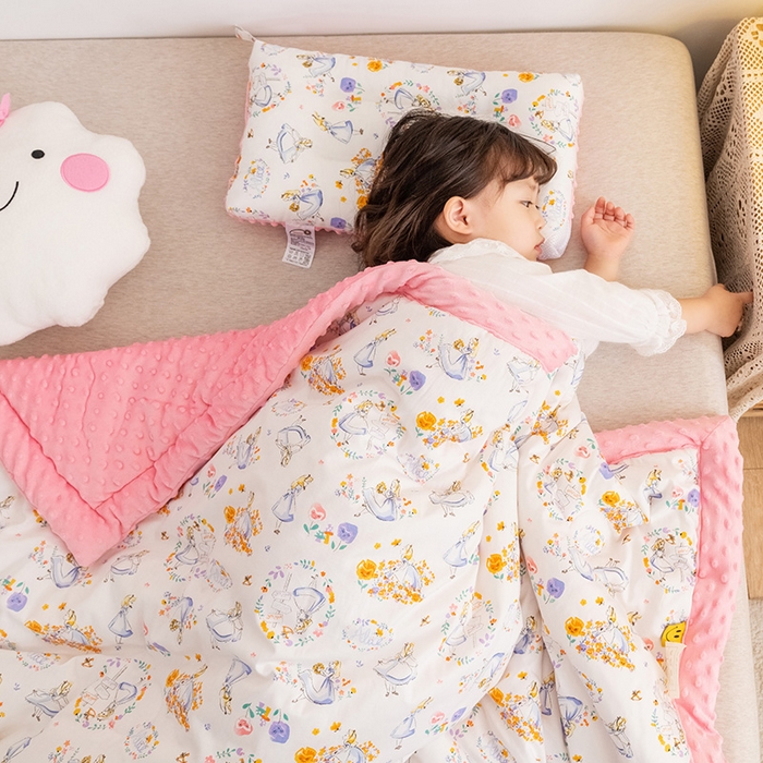 91家纺网 家纺一手货源 找家纺 十九色 2025秋冬新款全棉豆豆被春秋被被子被芯 小公主