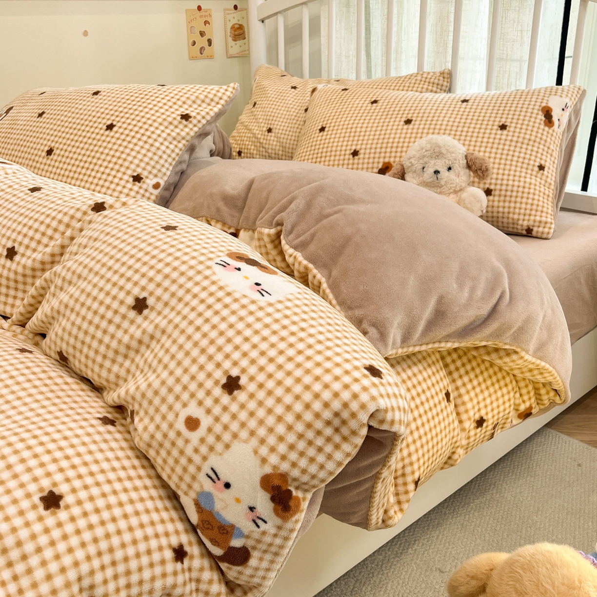 91家纺网 家纺一手货源 找家纺 （总）云玲时尚 2025新款加厚牛奶绒印花四件套