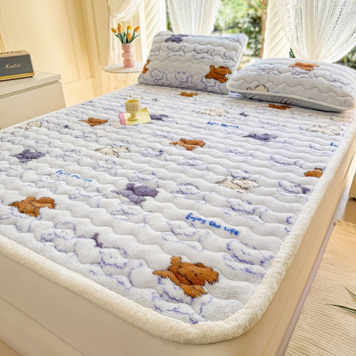 91家纺网 家纺一手货源 找家纺 LIFE.丽芙 2025秋冬新款北极绒加厚夹棉床垫床护垫单件牛奶绒床褥床垫子三件套 追逐-蓝