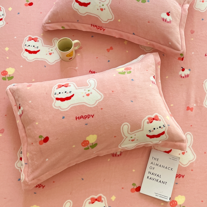 91家纺网 家纺一手货源 找家纺 寻米 2025新款高克重加厚保暖牛奶绒床笠-大床图 甜味小猫