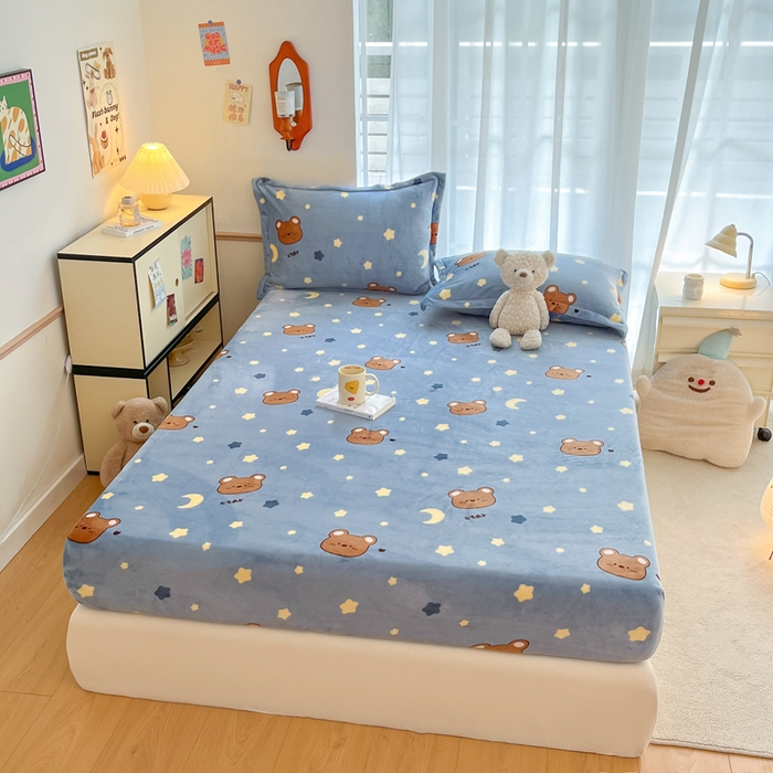 91家纺网 家纺一手货源 找家纺 寻米 2025新款高克重加厚保暖牛奶绒床笠-大床图 晚安小熊