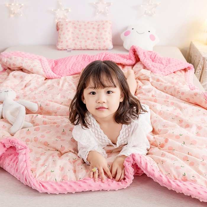 91家纺网 家纺一手货源 找家纺 十九色 2025秋冬新款全棉豆豆被春秋被被子被芯 小苹果