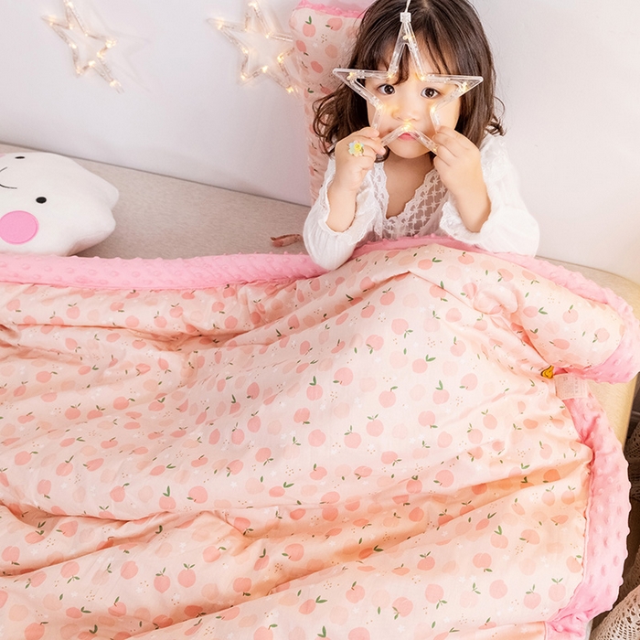 91家纺网 家纺一手货源 找家纺 十九色 2025秋冬新款全棉豆豆被春秋被被子被芯 小苹果