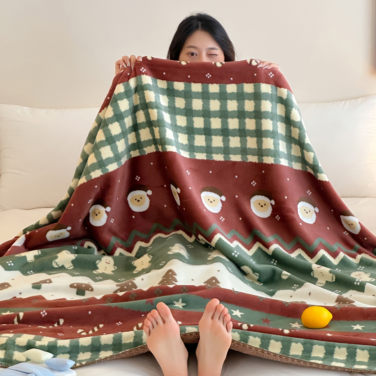 91家纺网 家纺一手货源 找家纺 桃子家居 2025新款A类ins加厚半边绒米粒绒牛奶绒三角针贝壳边多功能毛毯毯子 绒毛毯-三角针圣诞树