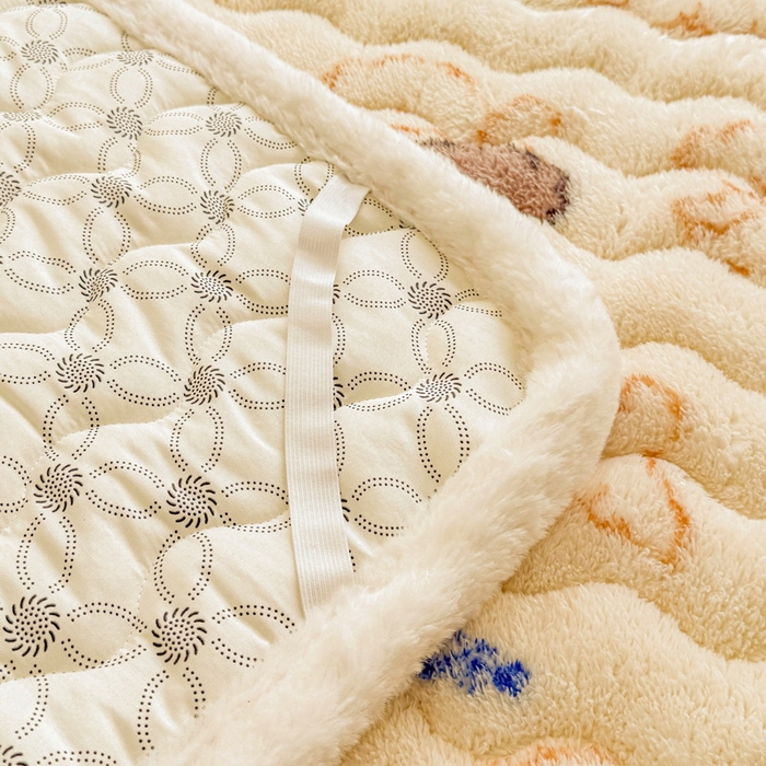 91家纺网 家纺一手货源 找家纺 LIFE.丽芙 2025秋冬新款北极绒加厚夹棉床垫床护垫单件牛奶绒床褥床垫子三件套 追逐-黄