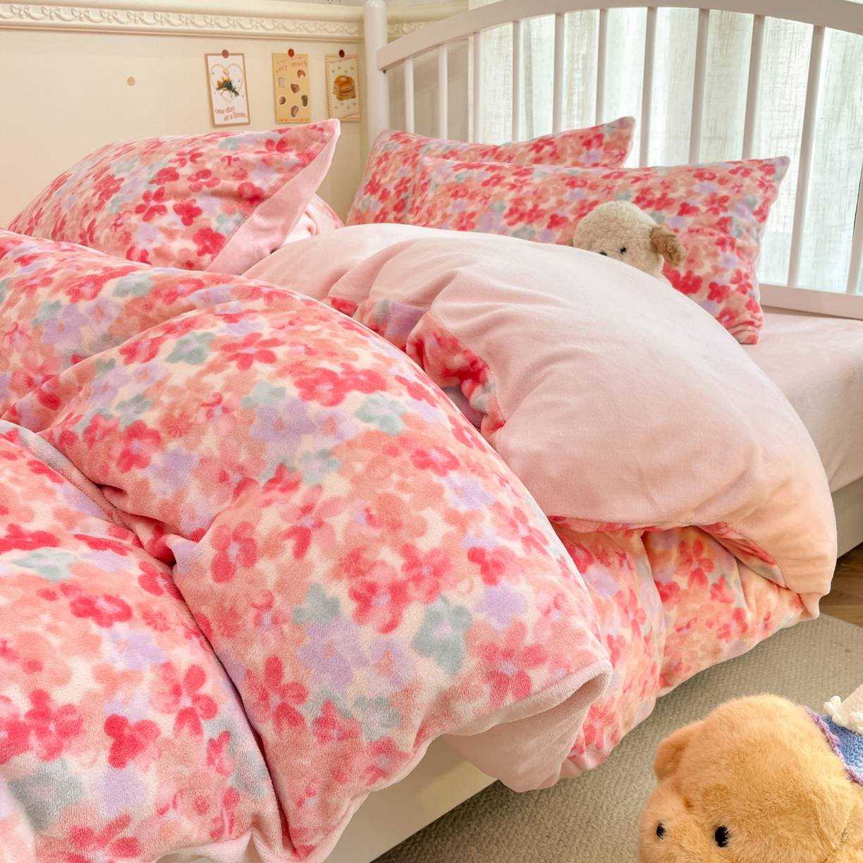 91家纺网 家纺一手货源 找家纺 （总）云玲时尚 2025新款加厚牛奶绒印花四件套