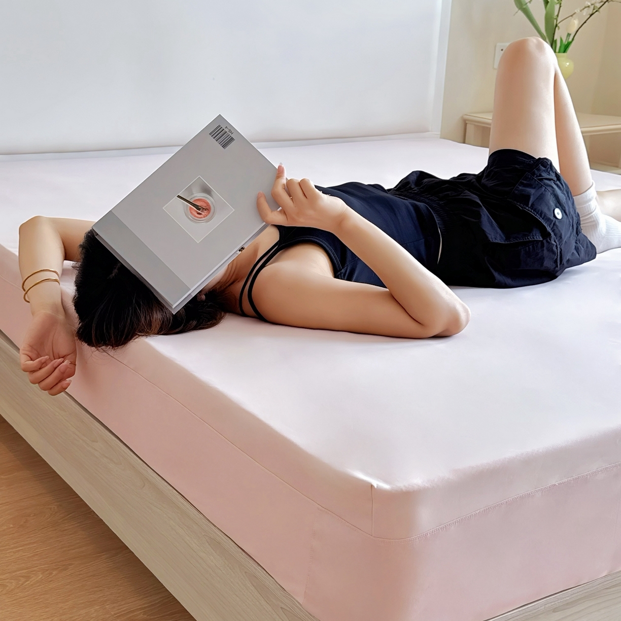 91家纺网 家纺一手货源 找家纺 兜米家居 2025新款星球同款深睡床笠床垫保护套单品床笠床笠单件 淡云粉