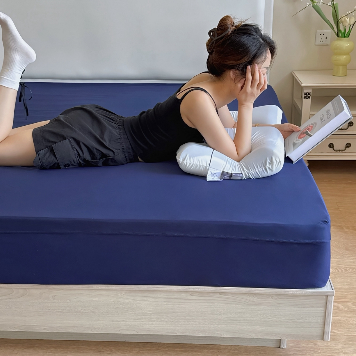 91家纺网 家纺一手货源 找家纺 兜米家居 2025新款星球同款深睡床笠床垫保护套单品床笠床笠单件 静海蓝