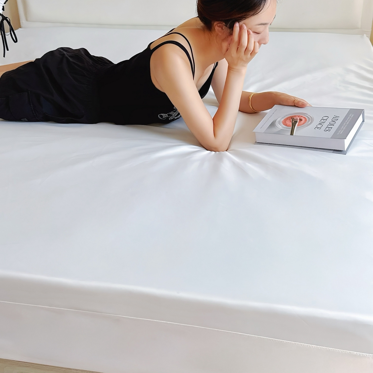 91家纺网 家纺一手货源 找家纺 兜米家居 2025新款星球同款深睡床笠床垫保护套单品床笠床笠单件 天际白