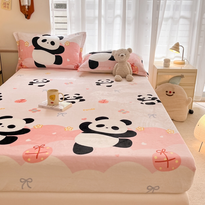 91家纺网 家纺一手货源 找家纺 寻米 2025新款高克重加厚保暖牛奶绒床笠-大床图 熊猫桃桃