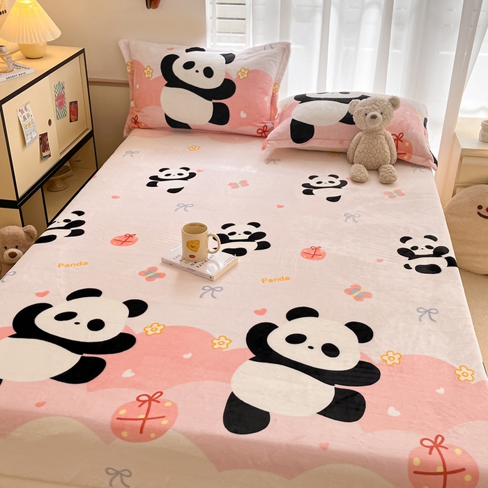 91家纺网 家纺一手货源 找家纺 寻米 2025新款高克重加厚保暖牛奶绒床笠-大床图 熊猫桃桃