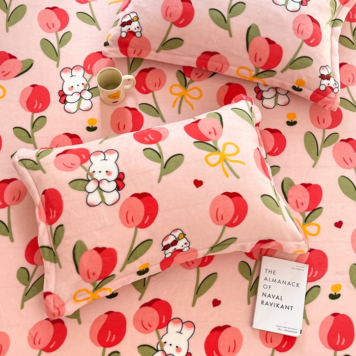 91家纺网 家纺一手货源 找家纺 寻米 2025新款高克重加厚保暖牛奶绒床笠-大床图 野见花兔