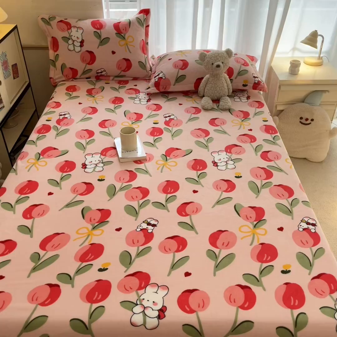 91家纺网 家纺一手货源 找家纺 寻米 2025新款高克重加厚保暖牛奶绒床笠-大床图 野见花兔