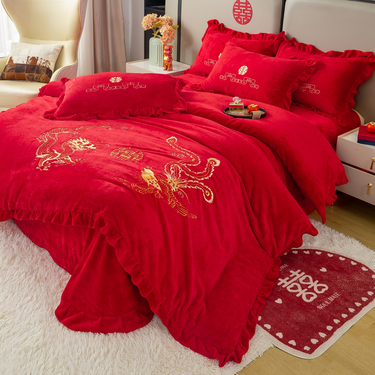 91家纺网 家纺一手货源 找家纺 银石 2025新款230克全消光牛奶绒婚庆大红高克重四件套 龙凤呈祥