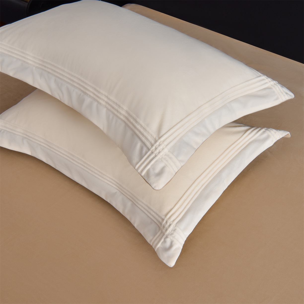 91家纺网 家纺一手货源 找家纺 （总）笙意家纺 2025新款A类加厚牛奶绒埋线烂花款四件套-奈斯系列