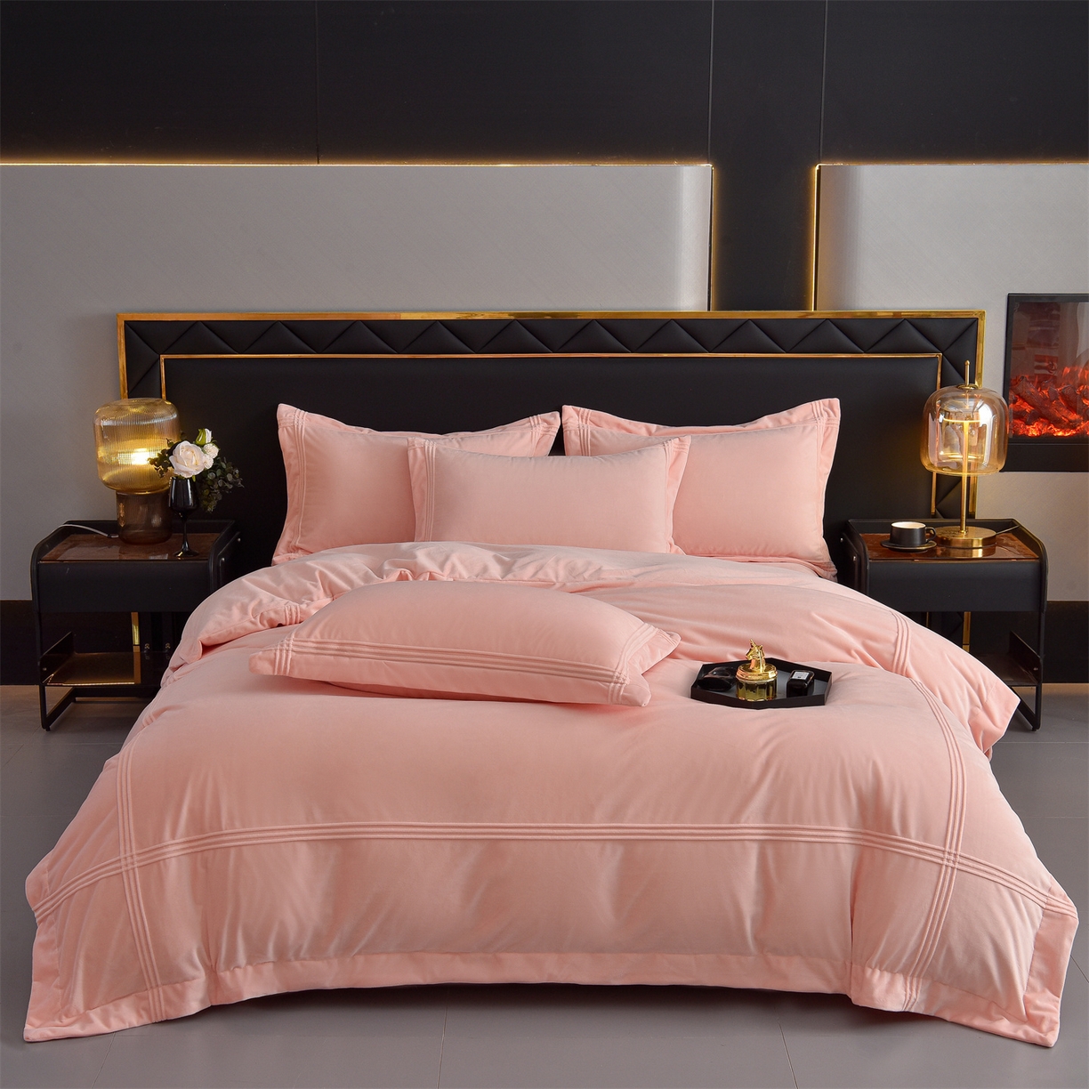 91家纺网 家纺一手货源 找家纺 笙意家纺 2025新款A类加厚牛奶绒埋线烂花款四件套-奈斯系列 奈斯-璎珞粉