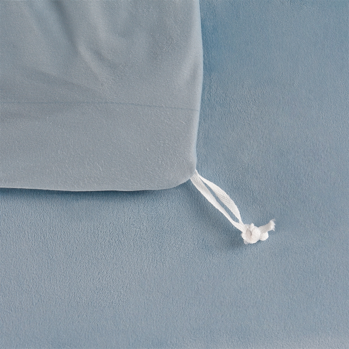 91家纺网 家纺一手货源 找家纺 笙意家纺 2025新款A类加厚牛奶绒埋线烂花款四件套-奈斯系列 奈斯-月光蓝