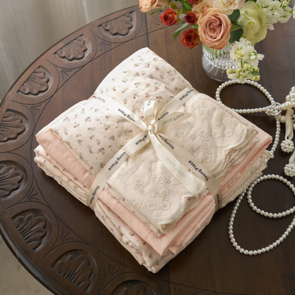 91家纺网 家纺一手货源 找家纺 洋铭区（原狠狠爱） 2025新款A类全棉蕾丝花边双层纱四件套 红糖花枝