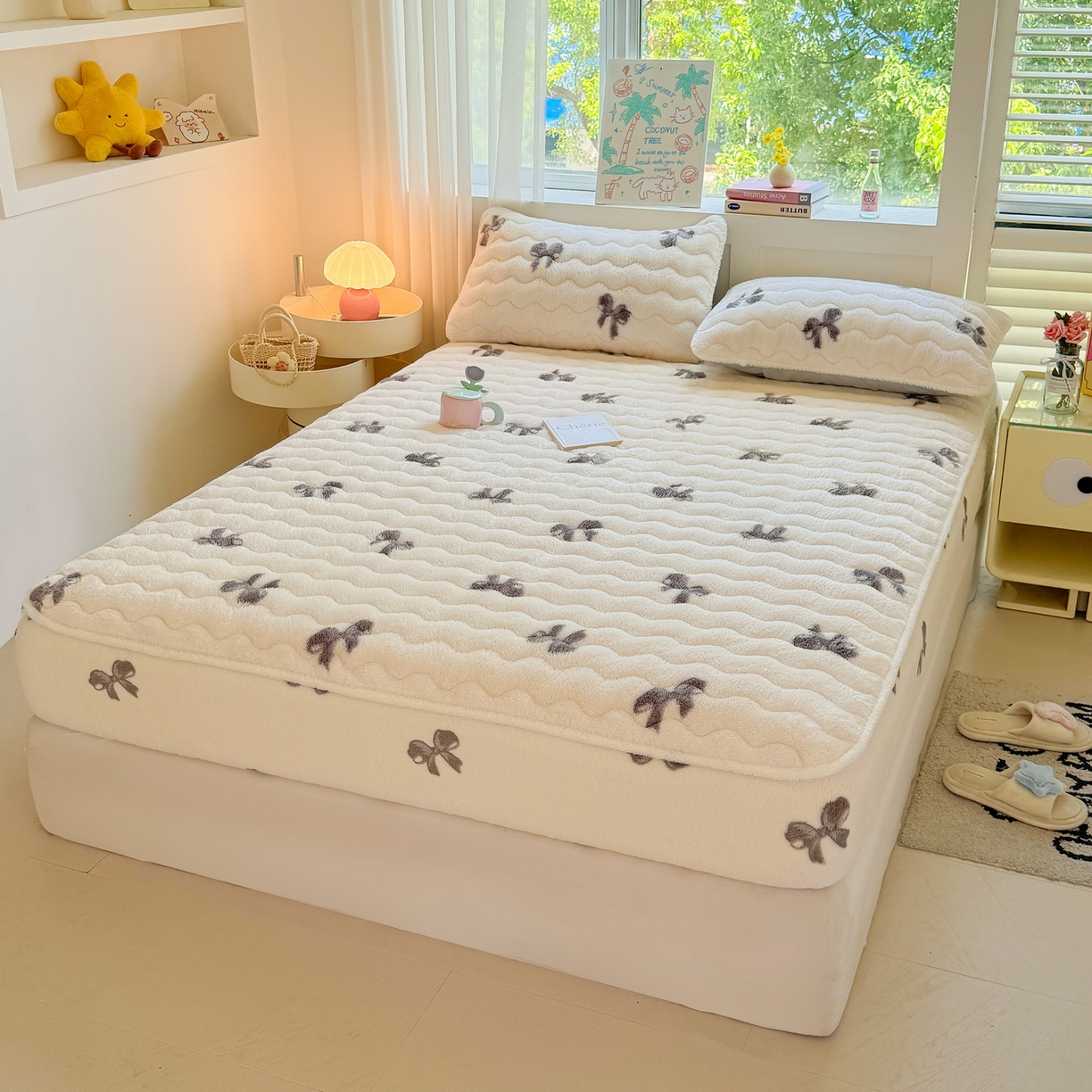 91家纺网 家纺一手货源 找家纺 （总）LIFE.丽芙 2025秋冬新款北极绒加厚夹棉单床笠款床垫子保护套牛奶绒保暖床罩子三件套