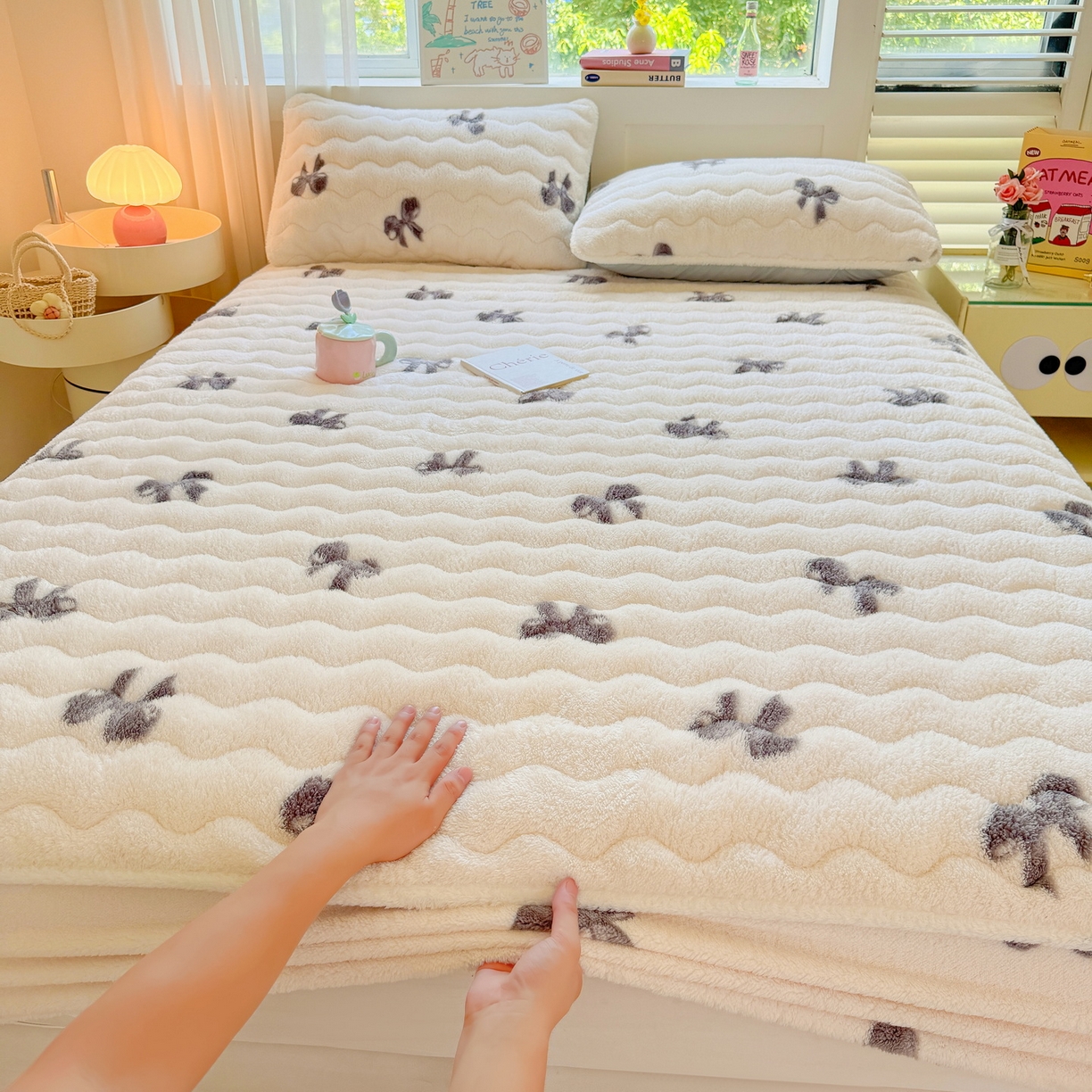 91家纺网 家纺一手货源 找家纺 （总）LIFE.丽芙 2025秋冬新款北极绒加厚夹棉单床笠款床垫子保护套牛奶绒保暖床罩子三件套