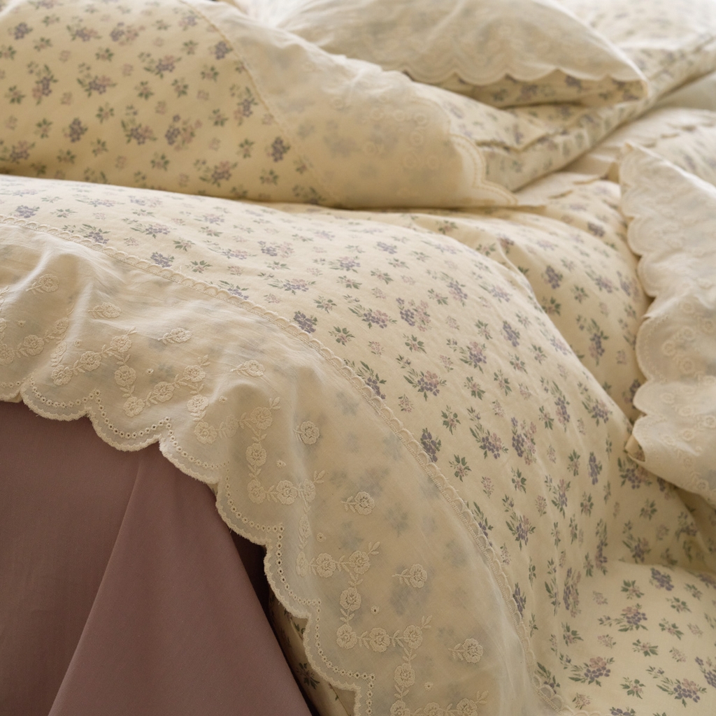 91家纺网 家纺一手货源 找家纺 洋铭区（原狠狠爱） 2025新款A类全棉蕾丝花边双层纱四件套 萝紫蜜果