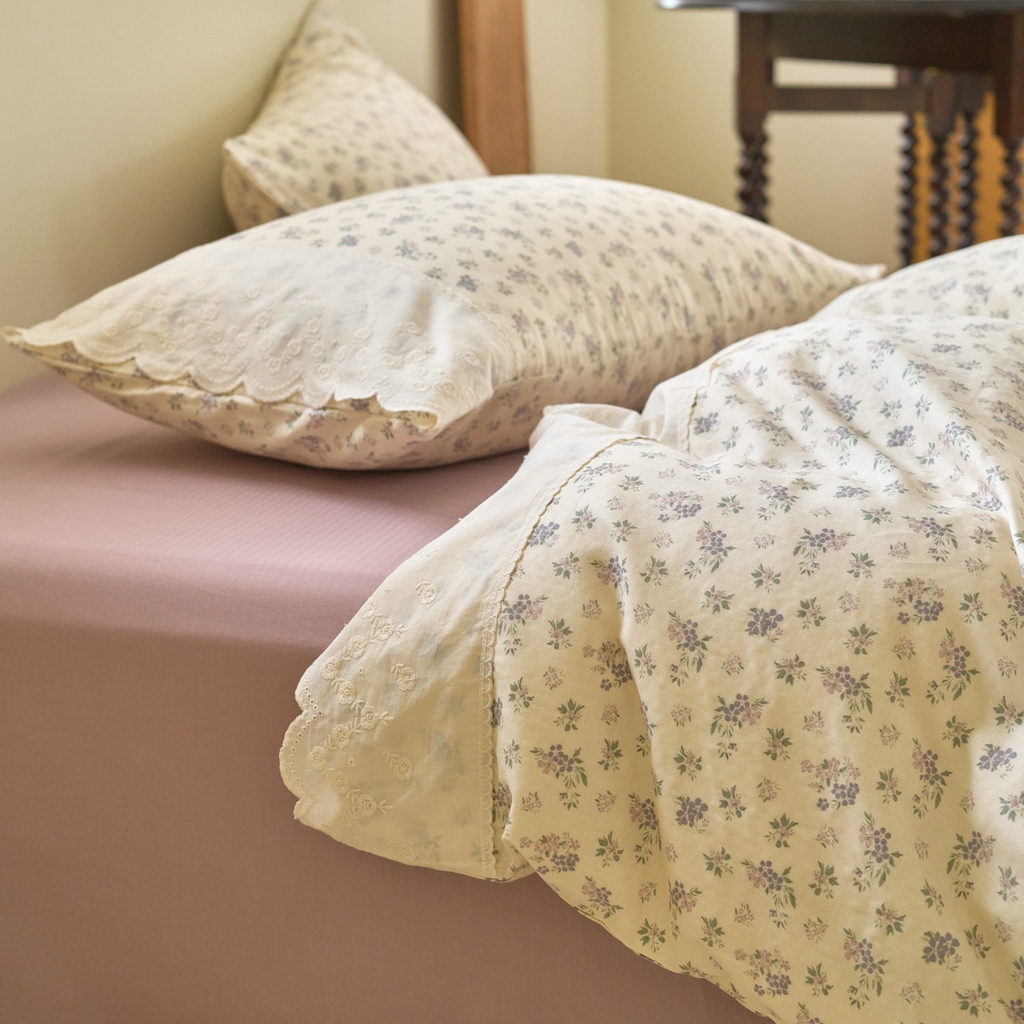 91家纺网 家纺一手货源 找家纺 洋铭区（原狠狠爱） 2025新款A类全棉蕾丝花边双层纱四件套 萝紫蜜果