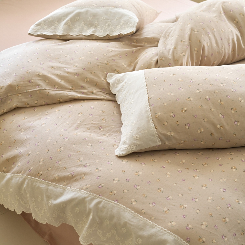 91家纺网 家纺一手货源 找家纺 洋铭区（原狠狠爱） 2025新款A类全棉蕾丝花边双层纱四件套 迷迭香甜