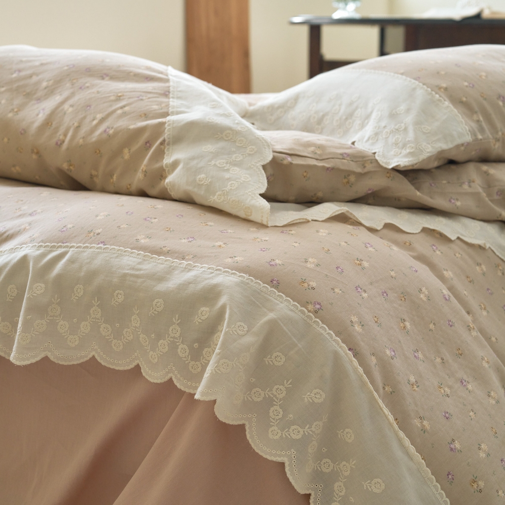 91家纺网 家纺一手货源 找家纺 洋铭区（原狠狠爱） 2025新款A类全棉蕾丝花边双层纱四件套 迷迭香甜