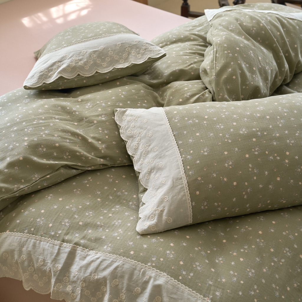 91家纺网 家纺一手货源 找家纺 洋铭区（原狠狠爱） 2025新款A类全棉蕾丝花边双层纱四件套 清晨绿园