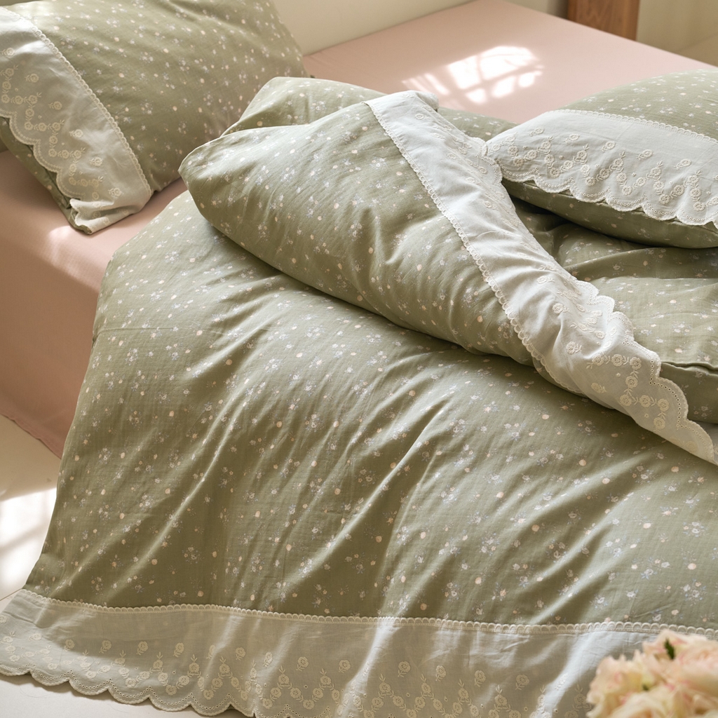 91家纺网 家纺一手货源 找家纺 洋铭区（原狠狠爱） 2025新款A类全棉蕾丝花边双层纱四件套 清晨绿园