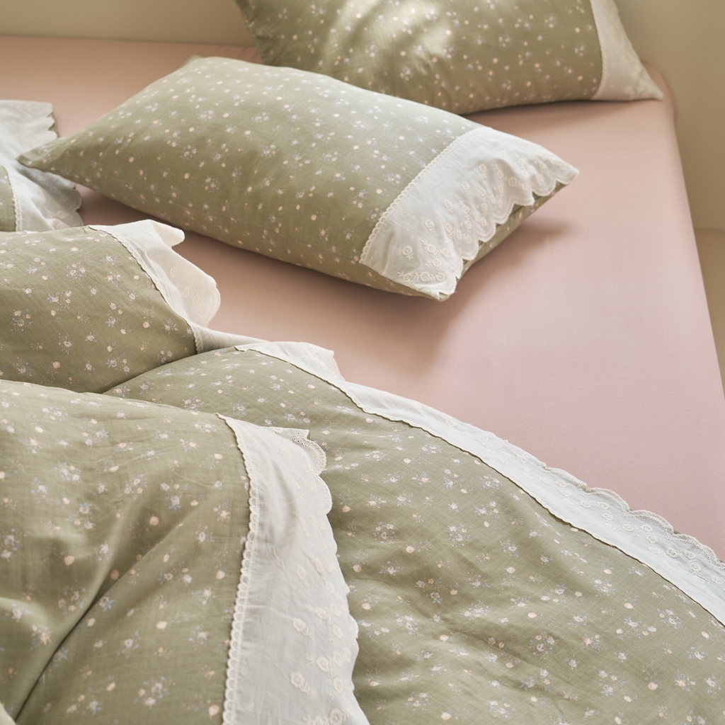 91家纺网 家纺一手货源 找家纺 洋铭区（原狠狠爱） 2025新款A类全棉蕾丝花边双层纱四件套 清晨绿园