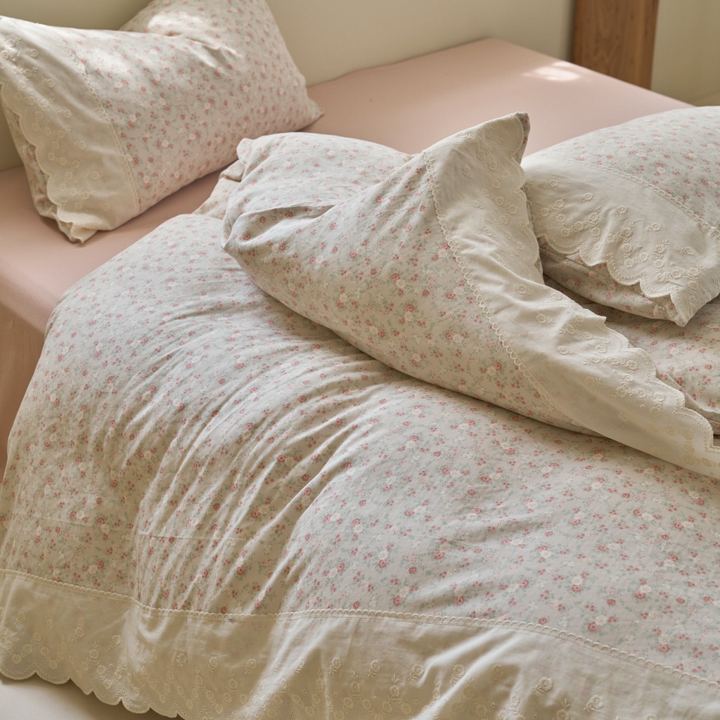 91家纺网 家纺一手货源 找家纺 洋铭区（原狠狠爱） 2025新款A类全棉蕾丝花边双层纱四件套 水粉花