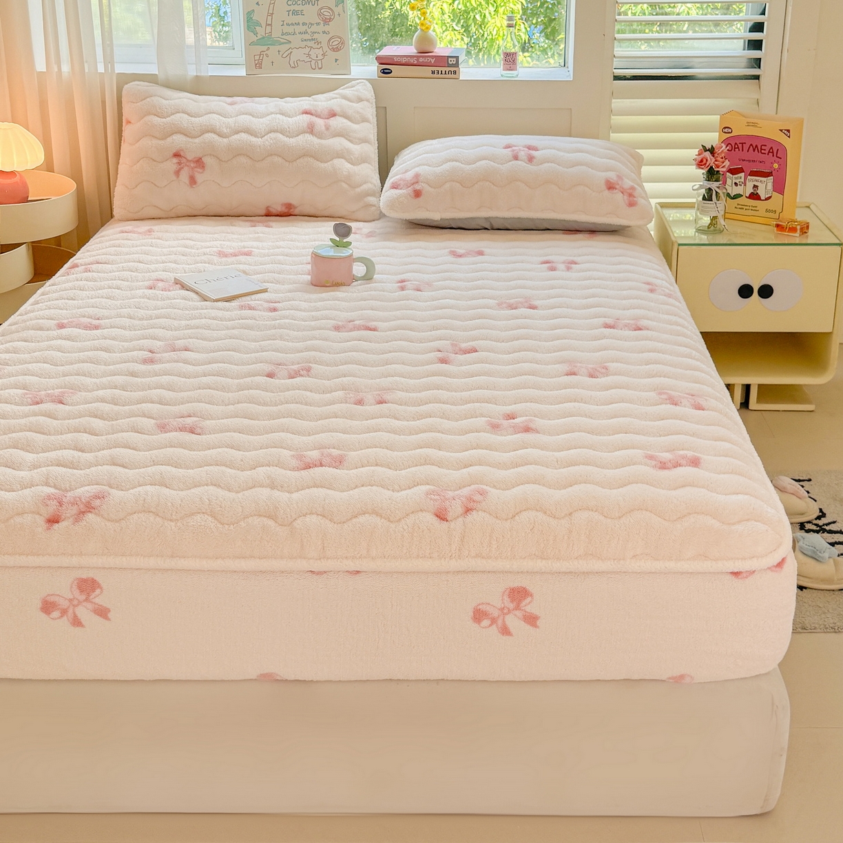 91家纺网 家纺一手货源 找家纺 LIFE.丽芙 2025秋冬新款北极绒加厚夹棉单床笠款床垫子保护套牛奶绒保暖床罩子三件套 蝶梦-粉