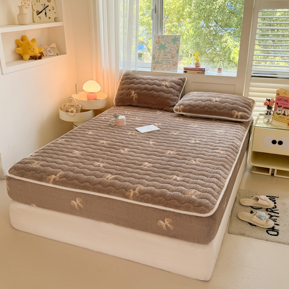 91家纺网 家纺一手货源 找家纺 LIFE.丽芙 2025秋冬新款北极绒加厚夹棉单床笠款床垫子保护套牛奶绒保暖床罩子三件套 蝶梦-棕